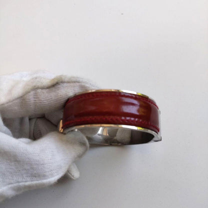 Gucci G Logo Bangle Bracelet Bordeaux Patent Leather Silver Tone Hardware 2.6in
