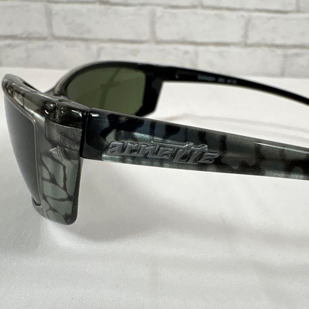 Arnette Swinger 250-9115 Sunglasses Black Marble Frame Green Lens Made in Italy