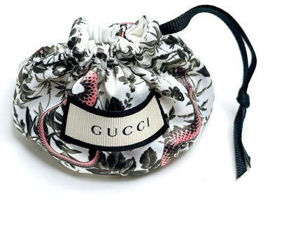 GUCCI Cat Ribbon Bow Pearl Earrings Antique Gold Tone Faux Pearl Stud Authentic
