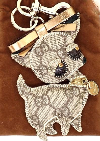 GUCCI GG Monogram Chihuahua Key Ring Bag Charm 206081 Beige PVC Gold HW Authenti
