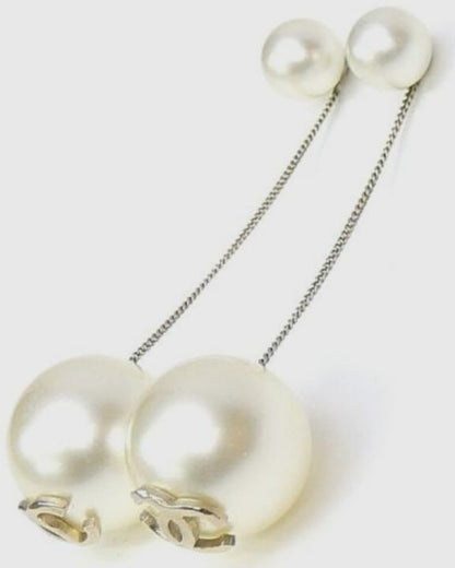CHANEL CC Logo Faux Pearl Drop Dangle Earrings Cream Silver Chain Pre-Owned