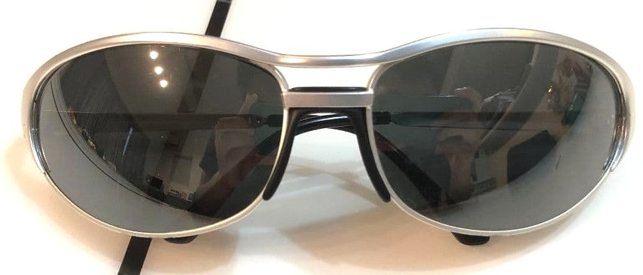 Arnette Vintage Oval Sunglasses Silver Aluminum Frame Made in Italy w/ Case