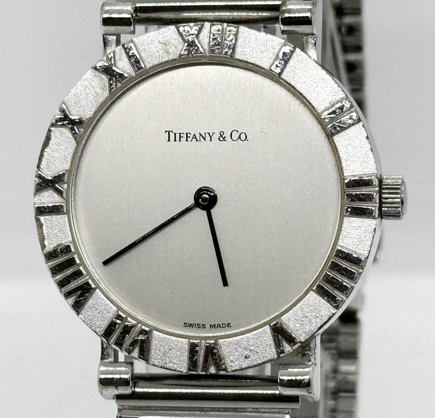 Tiffany & Co Atlas M0640 Unisex Quartz Watch Silver Stainless Steel Swiss Made