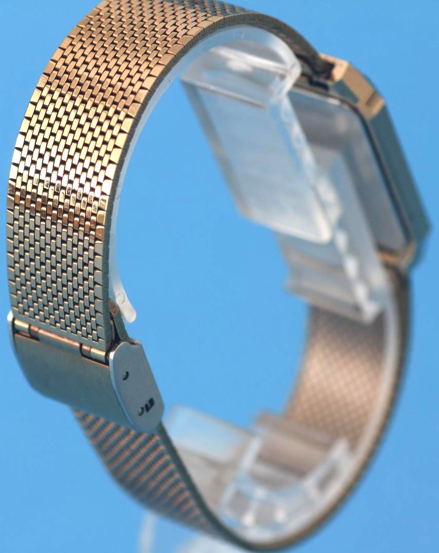 SEIKO Dolce 7741-508A Quartz Rectangle Watch Gold Tone Mesh Band Vintage 36.5mm