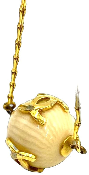 CHANEL CC Logo Ball Pendant Necklace Gold Tone Cream Resin Vintage Authentic