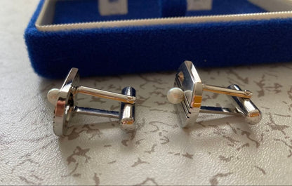 MIKIMOTO Pearl Island Silver Tone Cufflinks with Pearl Vintage Japan Authentic