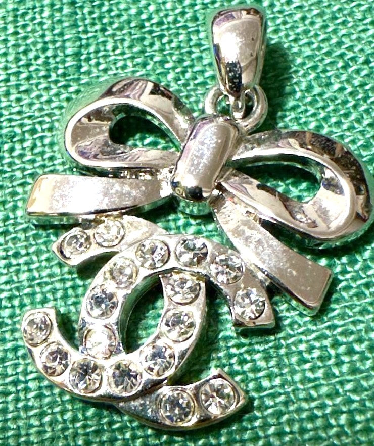 CHANEL Vintage CC Logo Bow Pendant Top Silver Rhinestone Charm Authentic Used