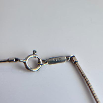Excellent Tiffany & Co Silver 925 Cutout Heart Round Necklace Snake Chain 39cm