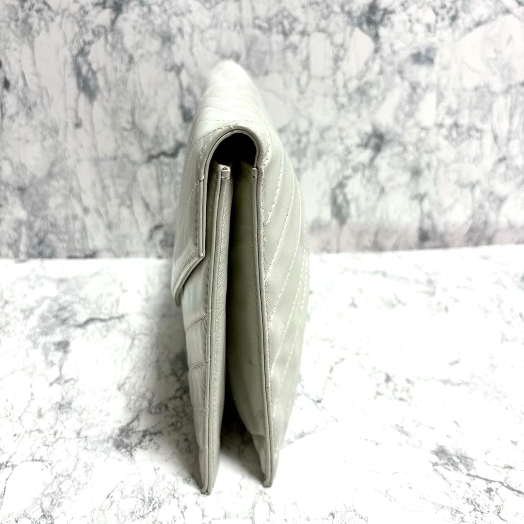 Yves Saint Laurent Clutch Bag Second Bag White Leather Chevron 9.6x6.7in