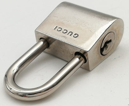 GUCCI Padlock Cadena Clochette Key Holder Silver Tone Metal Lock Set Authentic