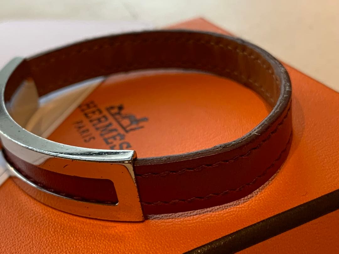 Hermes Pousse Pousse Silver Tone Metal Brique Leather Bracelet Adjustable