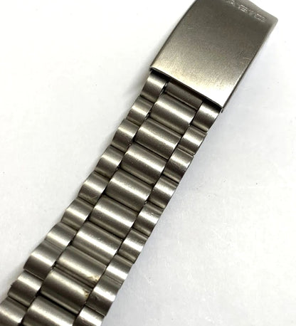 Casio MD-705 Quartz Diver Watch Day-Date 20 Bar Water Resist Silver Used Japan