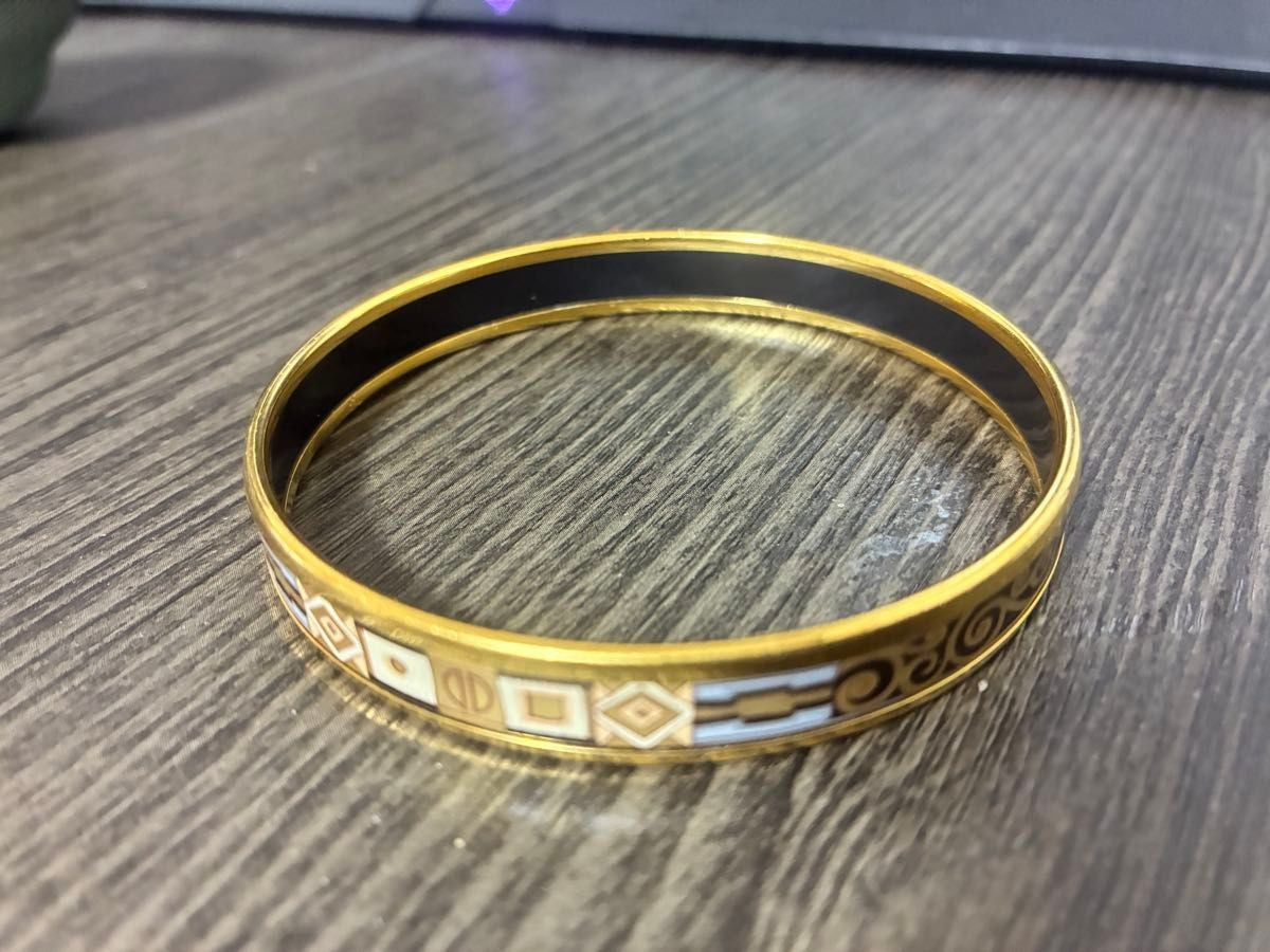 Michaela Frey Wien Enamel Bangle Bracelet Gold Black White Austria 2.6in