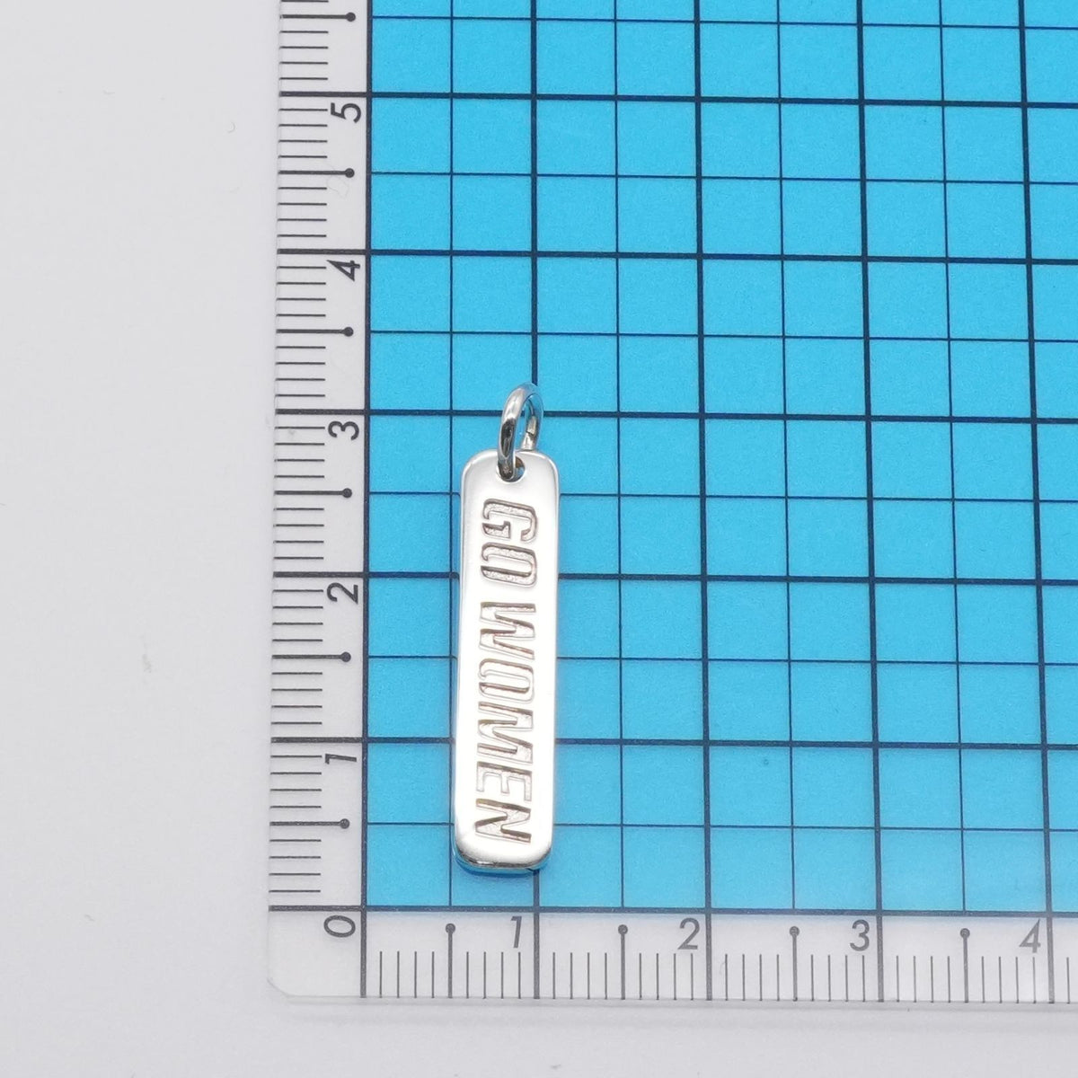 Tiffany & Co Silver 925 GO WOMEN 2012 Marathon Limited Charm Necklace Top