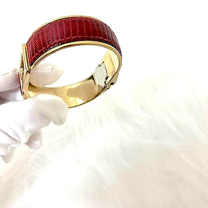 GUCCI GG Logo Bangle Bracelet Red Leather Gold HW 17cm 6.7in Authentic