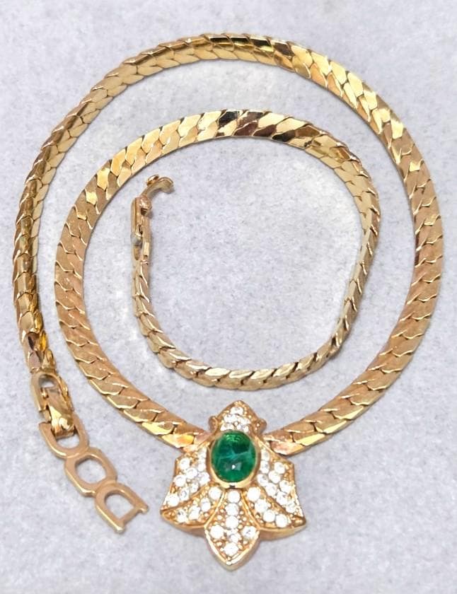Dior Authentic Rhinestone Green Stone Necklace 41cm 16.1" Chain Gold Tone Great!