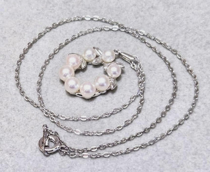 MIKIMOTO Wreath Akoya Pearl 8-Stone Pendant Necklace Silver Chain 40cm(15.7in)