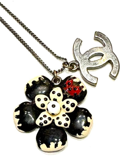 CHANEL CC Logo Camellia Flower Ladybug Dot Pendant Necklace Black Silver Vintage