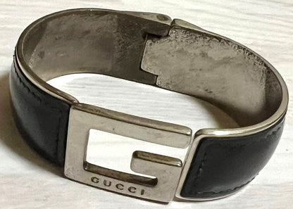 GUCCI GG Logo Bangle Bracelet Black Leather Silver Hardware Authentic Italy