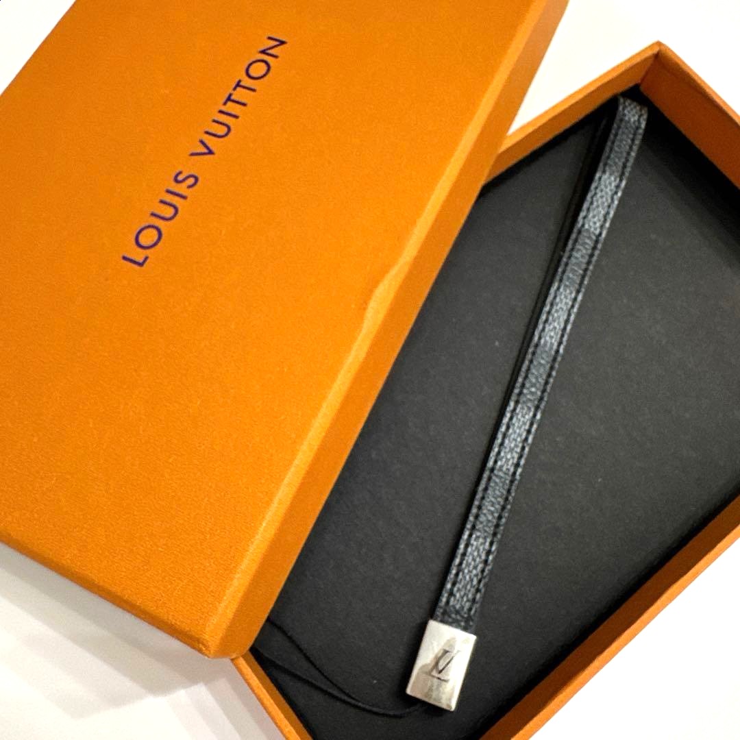Louis Vuitton Damier Graphite Phone Key Ring Strap Silver LV Logo New Authentic