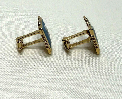 WEDGWOOD Jasperware Cufflinks Blue Gold Tone Frame Sportsman Motif England Box
