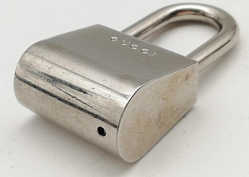 GUCCI Padlock Cadena Clochette Key Holder Silver Tone Metal Lock Set Authentic