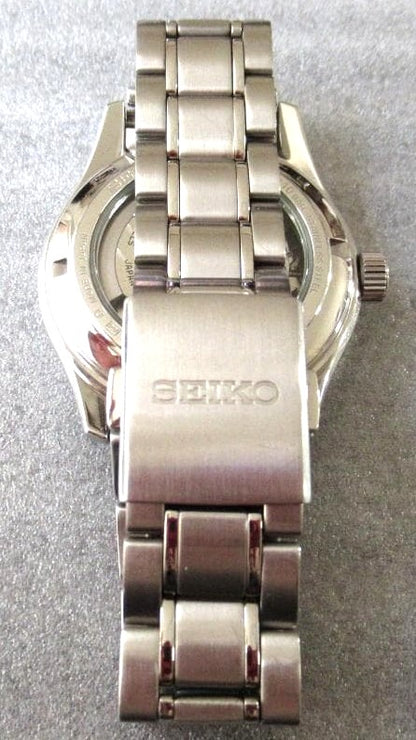 SEIKO Mechanical Automatic 23 Jewels 6R15 Watch White Dial Silver SS Band Used