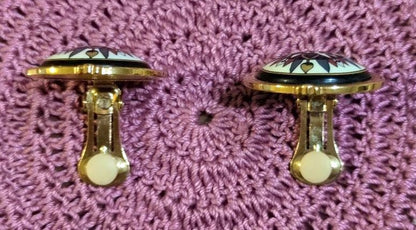 MICHAELA FREY WIEN Clip-On Earrings Round Gold Enamel Floral Austria Vintage