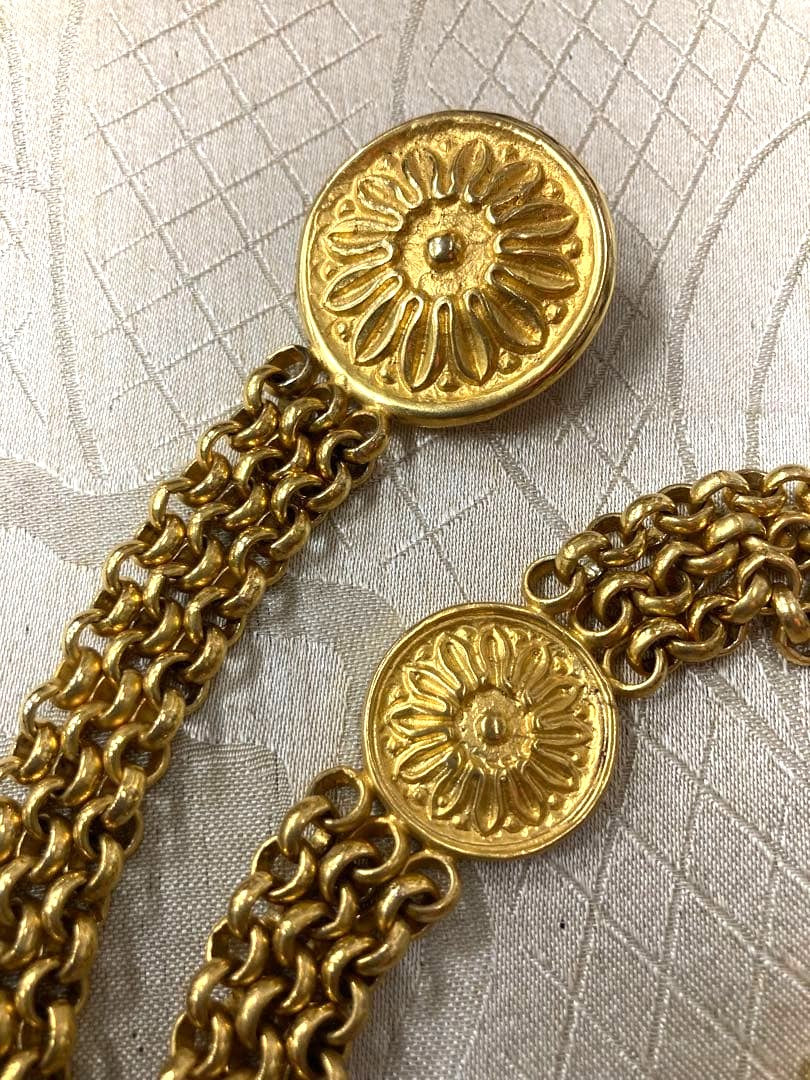 CELINE Vintage Gold Tone Chain Belt Flower Medallion Sunburst Motif 35.0in Auth