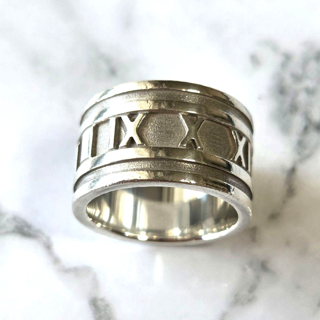 Tiffany & Co. Atlas Wide Band Ring Silver 925 Roman Numeral US6 EU51 Authentic