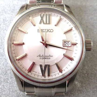 SEIKO Mechanical Automatic 23 Jewels 6R15 Watch White Dial Silver SS Band Used