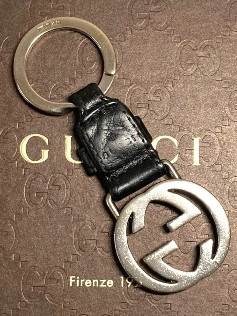 Gucci Auth Interlocking GG Logo Black Leather Keychain Key Ring Silver Used