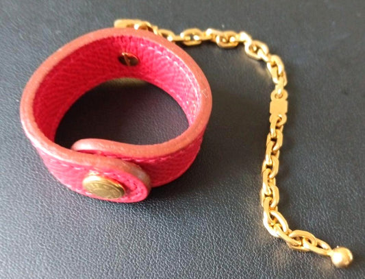 Hermes Globe Holder Bracelet Red Leather Gold Chain Made in France Authentic