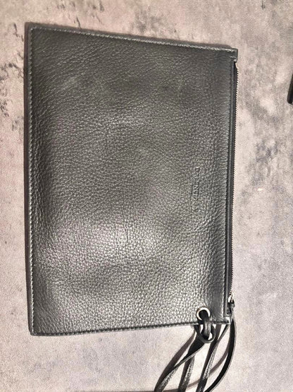 BALENCIAGA Flat Pouch Mirror Set Black Leather Logo Embossed Zip Clutch Bag