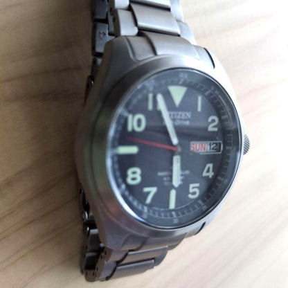 CITIZEN Eco-Drive Titanium Radio Controlled Solar Watch Day-Date Black Dial Used