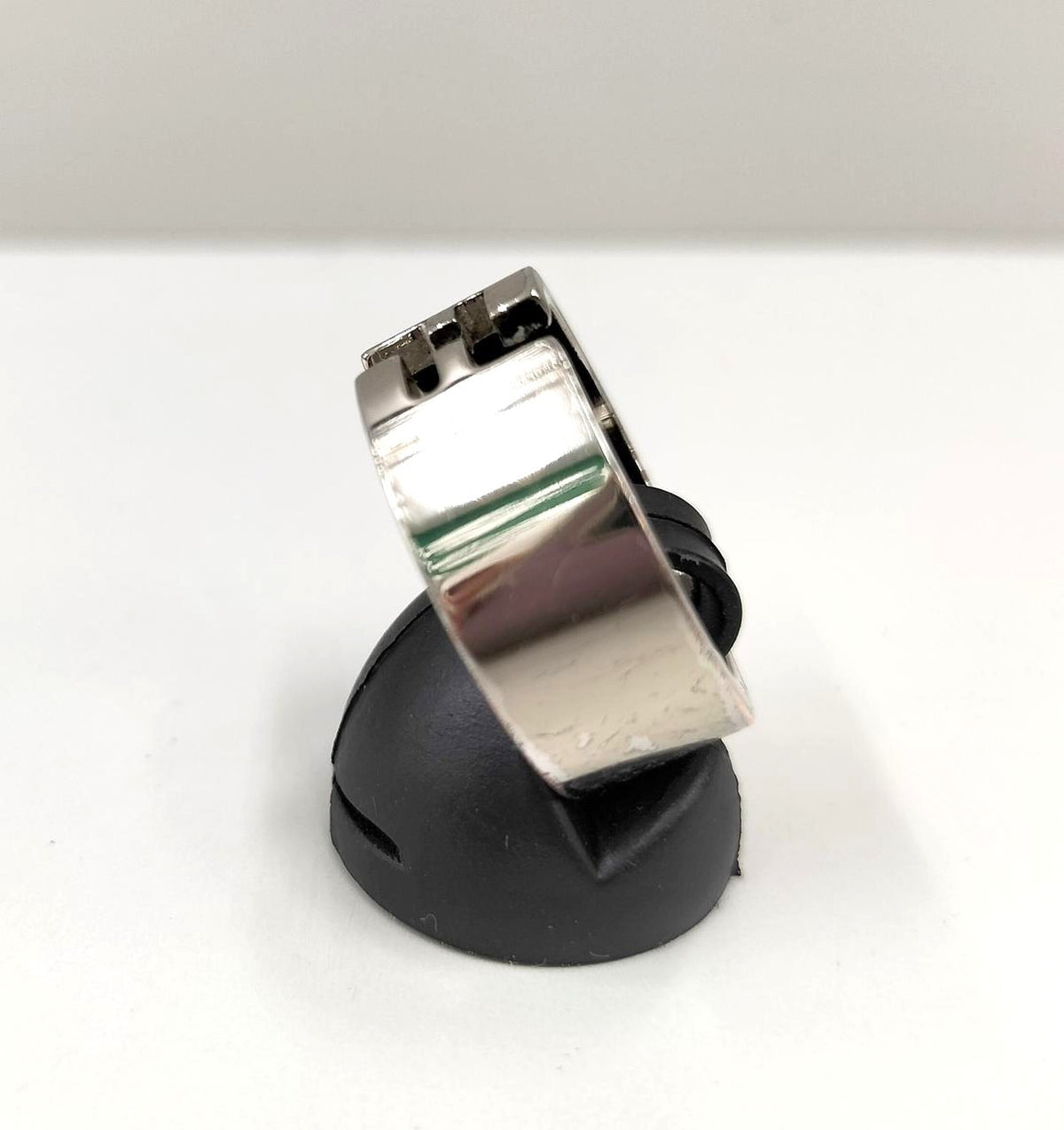 FENDI FF Logo Cutout Wide Band Ring Silver Tone US9 EU60 Made in Italy Preowned