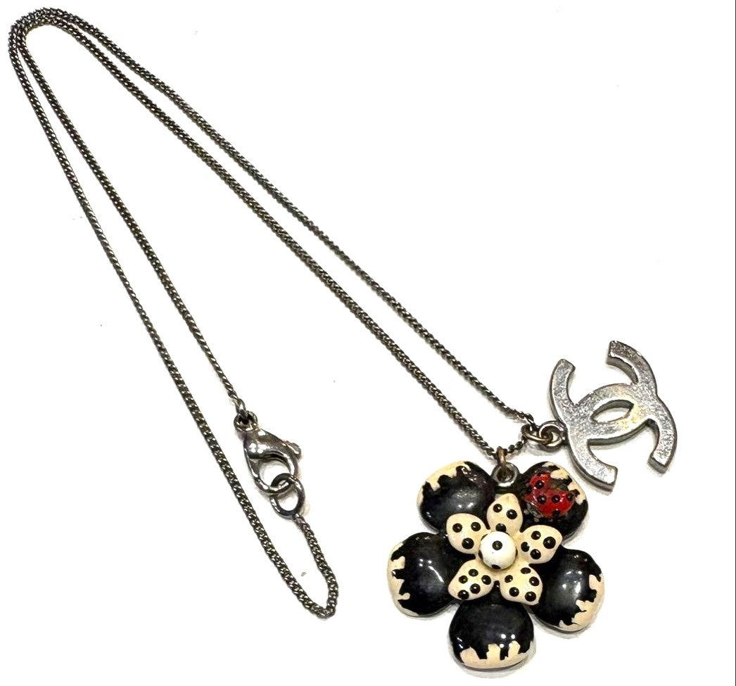 CHANEL CC Logo Camellia Flower Ladybug Dot Pendant Necklace Black Silver Vintage