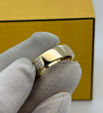 Excellent Fendi Rhinestone F Logo Gold Tone Metal Ring Size M EU 52 US 6