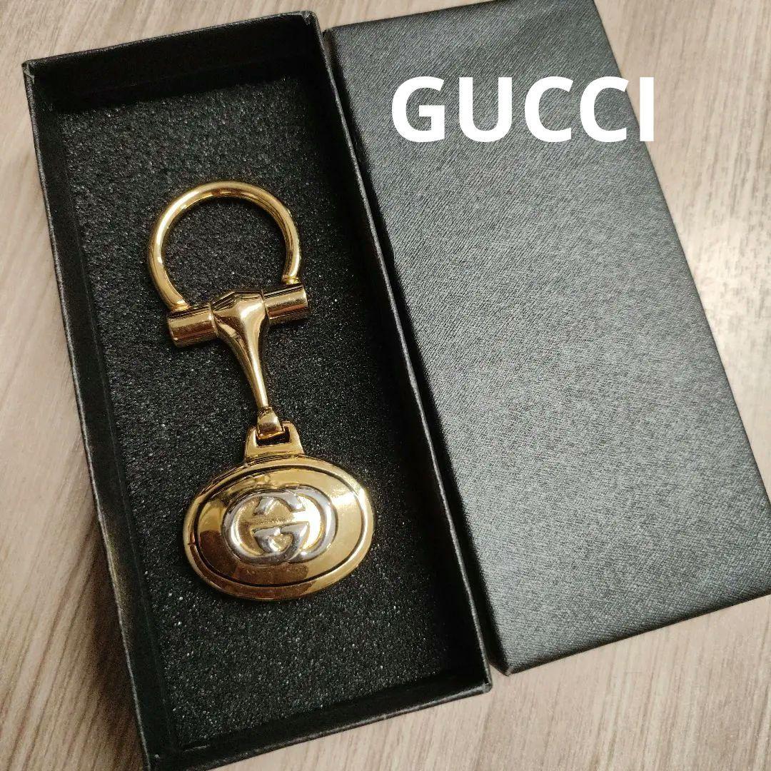 Gucci Auth Vintage Old Gucci GG Logo Gold Metal Keychain 8x3.5x0.6cm Used