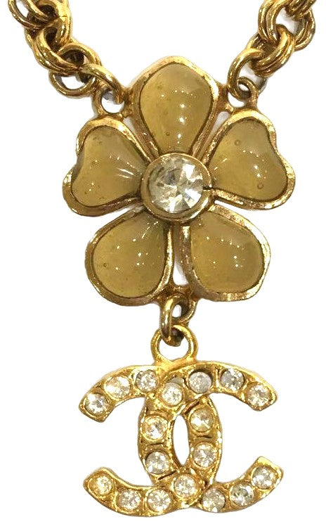 CHANEL CC Logo Flower Pendant Necklace Gold Tone Crystal Cream Enamel Authentic