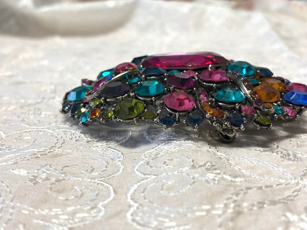 Christian Lacroix Multicolor Crystal Brooch Pin Pink Teal Gold Rhinestone Paris