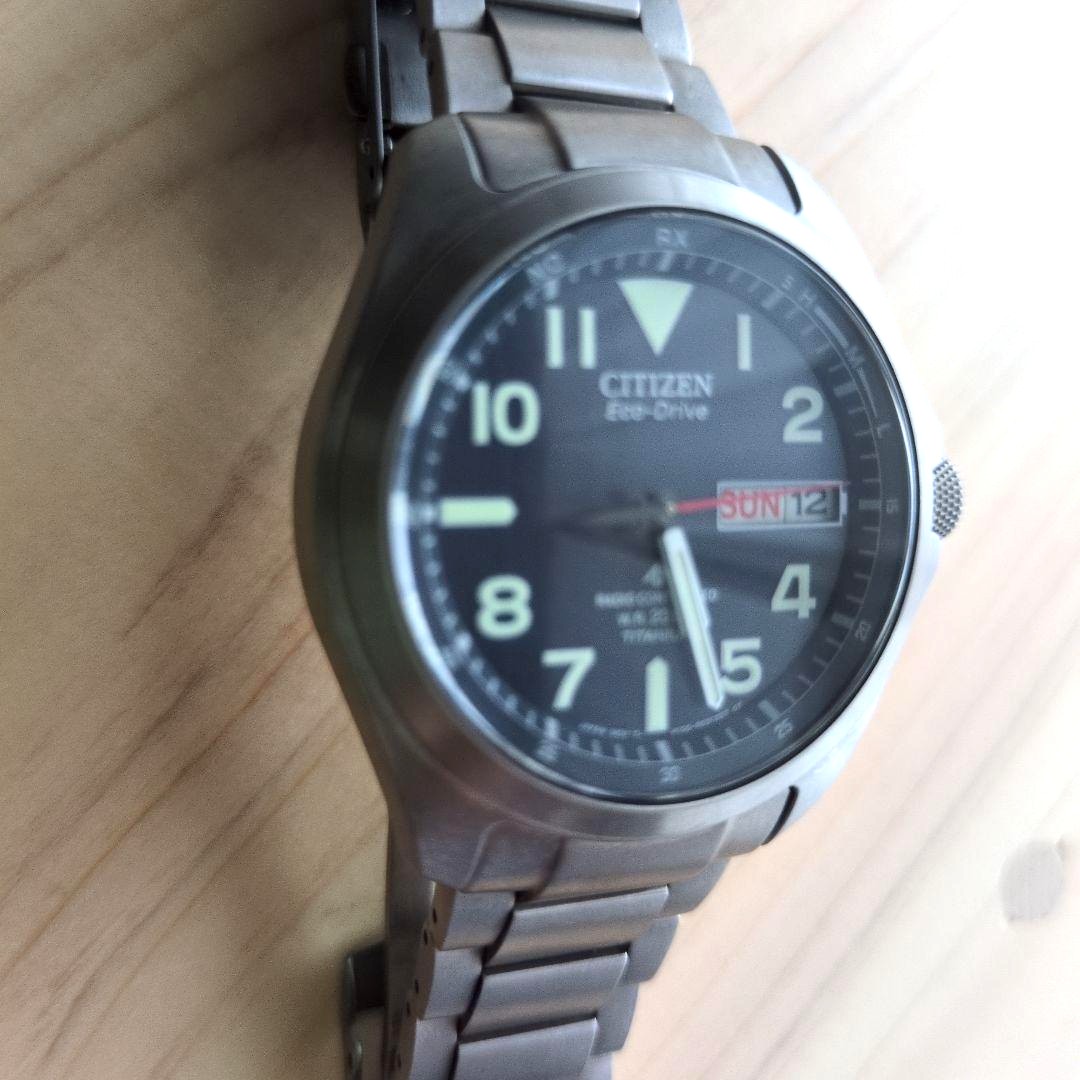 CITIZEN Eco-Drive Titanium Radio Controlled Solar Watch Day-Date Black Dial Used