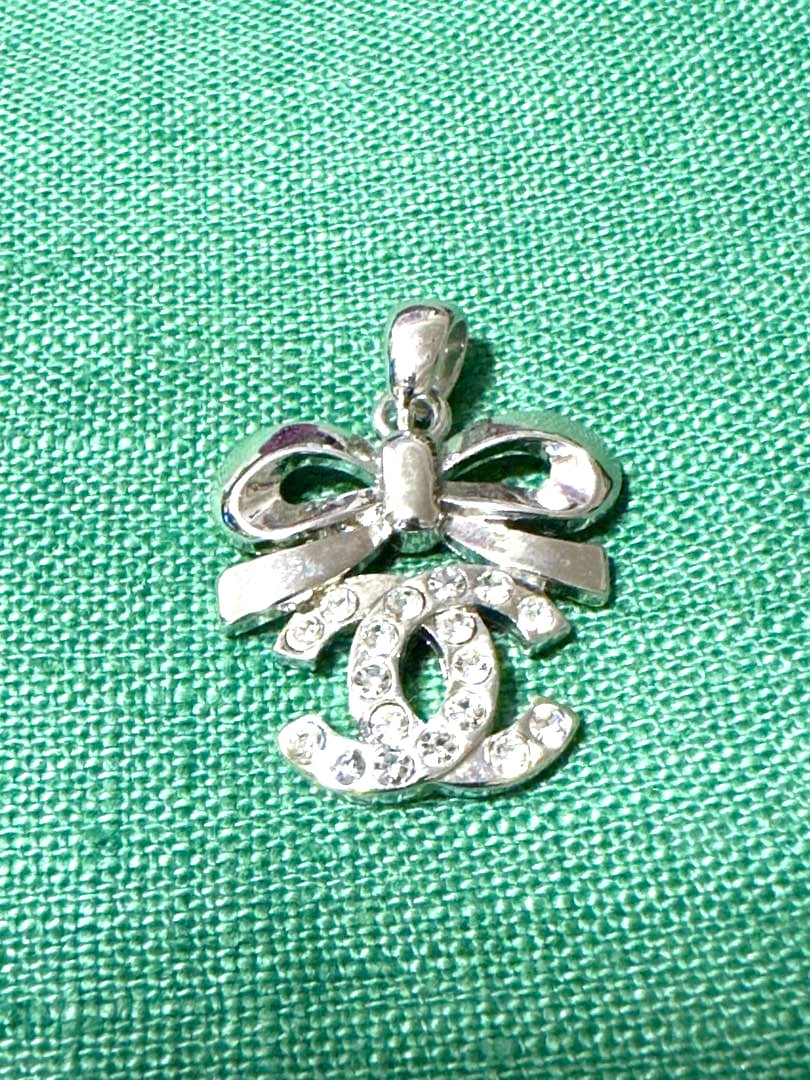 CHANEL Vintage CC Logo Bow Pendant Top Silver Rhinestone Charm Authentic Used