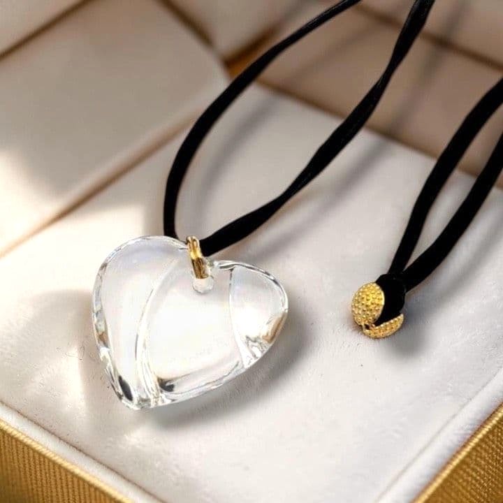 Baccarat Crystal Heart Pendant Necklace Clear Motif Gold Tone Black Cord Ladies