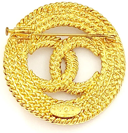 CHANEL CC Logo Circle Brooch Gold-Tone Chain Rope Pin Vintage 1993 48mm Auth