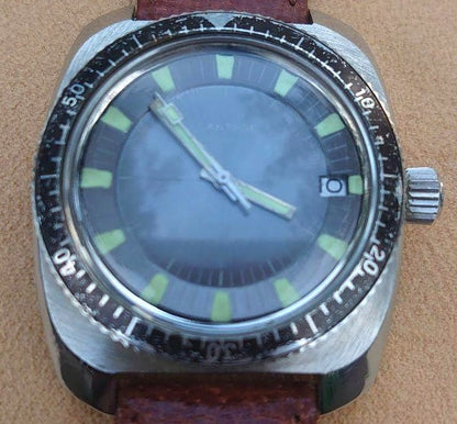 Vantage Hamilton Vintage Diver Watch Steel 600ft Screw Crown Date Swiss 41mm