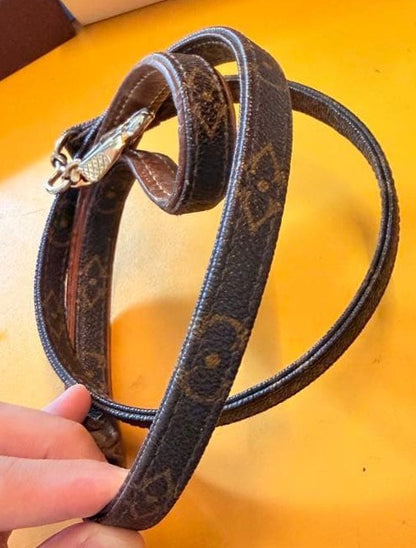 Louis Vuitton Monogram Pet Leash Lesse Baxter MM M58056 Dog Leather 110cm 43.3in