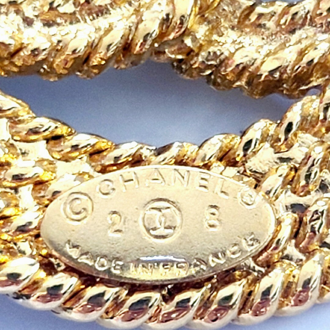 CHANEL CC Logo Circle Brooch Gold-Tone Chain Rope Pin Vintage 1993 48mm Auth