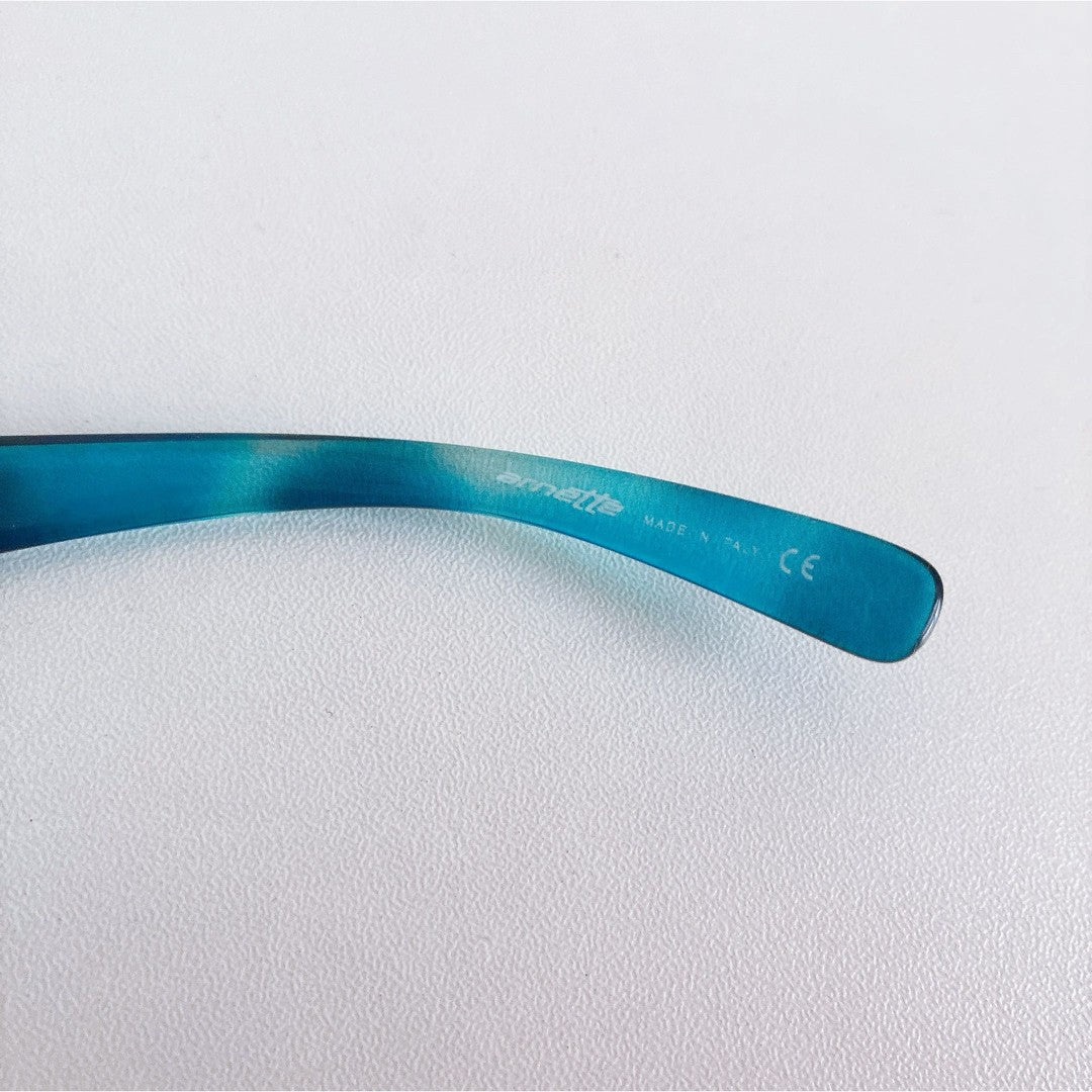 Arnette Y2K Oversized Sunglasses Clear Blue Gradient Lens Women Japan Vintage