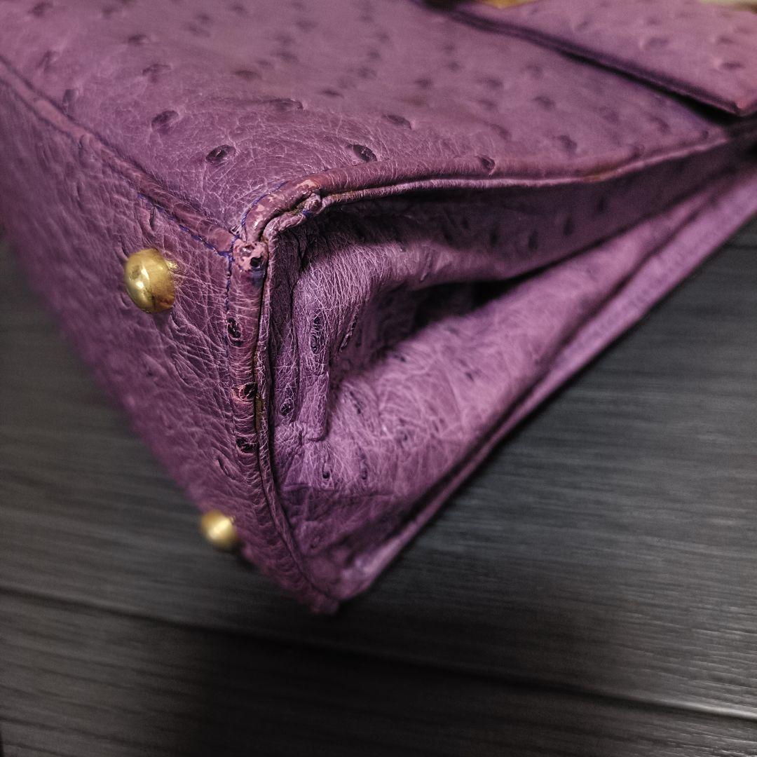 Vintage ENRIQUE LOEWE KNAPPE Purple Ostrich Leather Shoulder Bag Gold Hardware